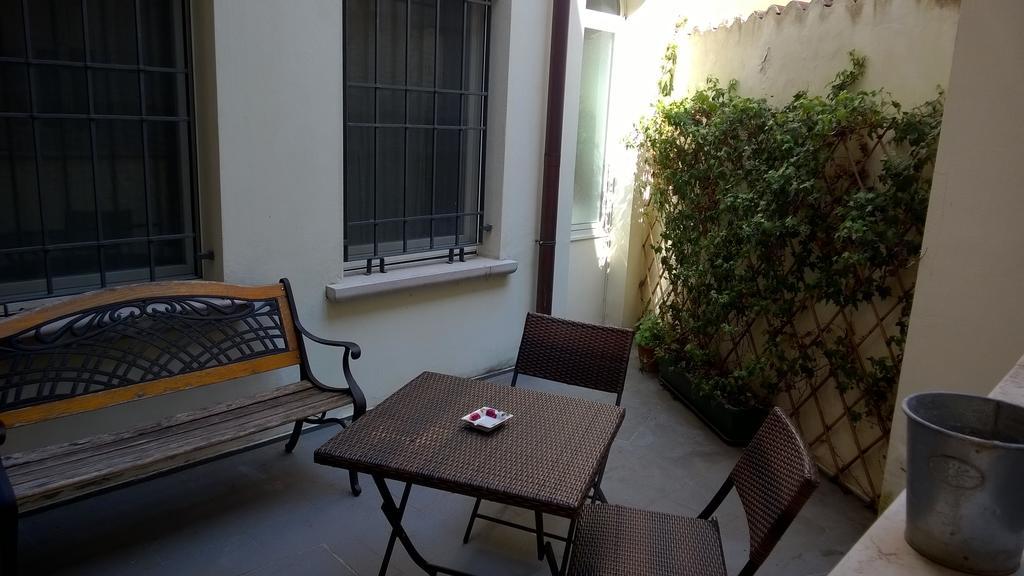 Aparthotel Agora Residenza Mantua Habitación foto
